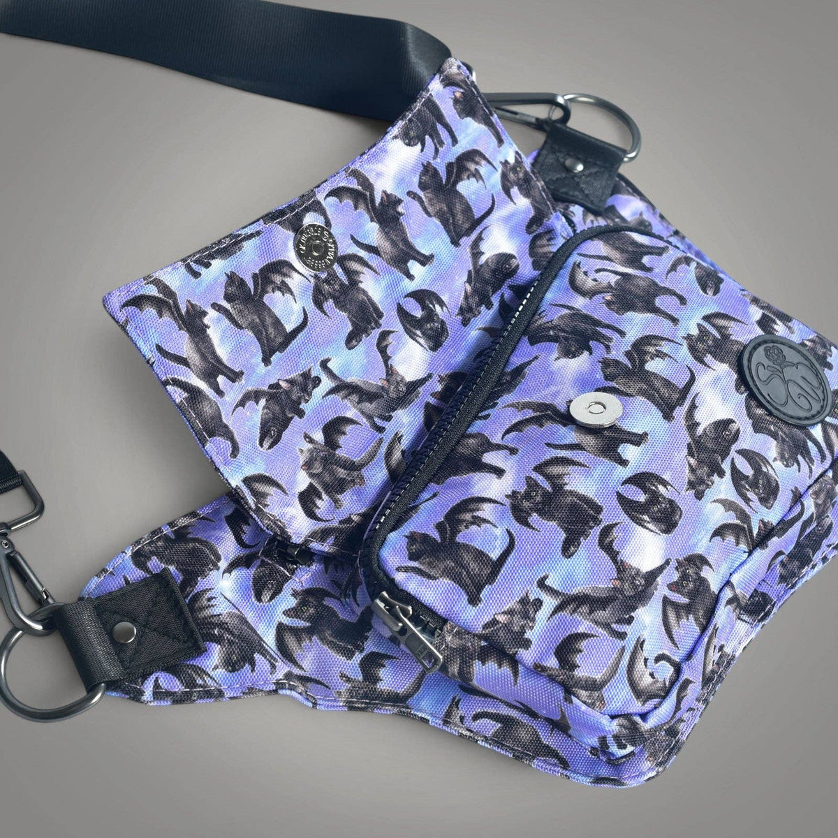 BATTY CATS HIP BAG (SIZE 2 FITS 33-46")