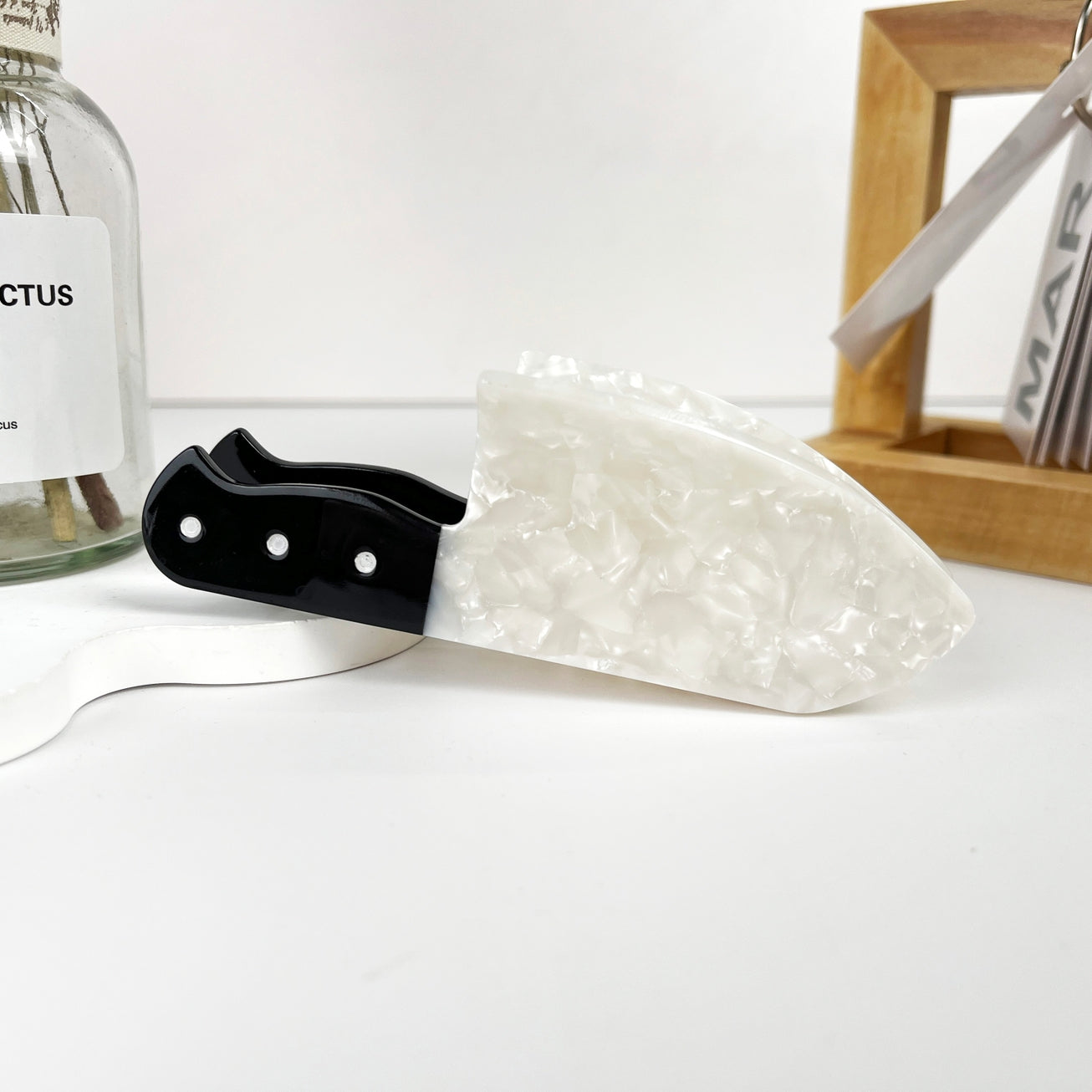 SLASHER KNIFE HORROR HAIR CLAW CLIP