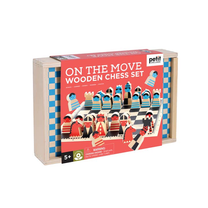 ON THE MOVE WOODEN CHESS SET