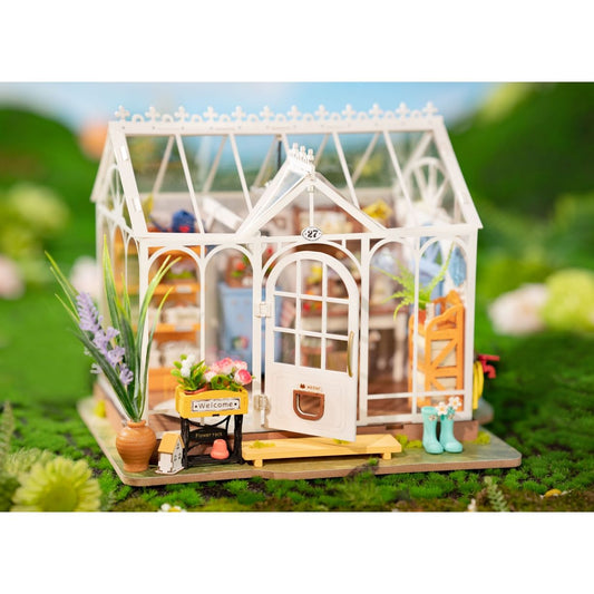 DREAMY GARDEN HOUSE 3-D WOODEN MINIATURE KIT