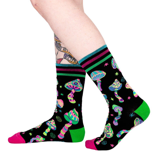 FUNKY FUNGI CREW SOCKS BY FOOTCLOTHES