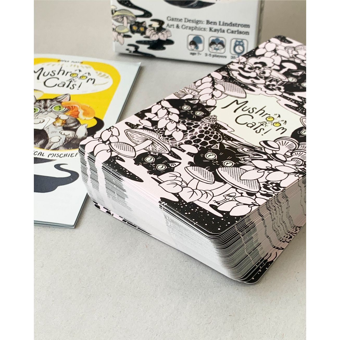 MUSHROOM CATS! A CARD GAME OF MYCOLOGICAL MISCHIEF