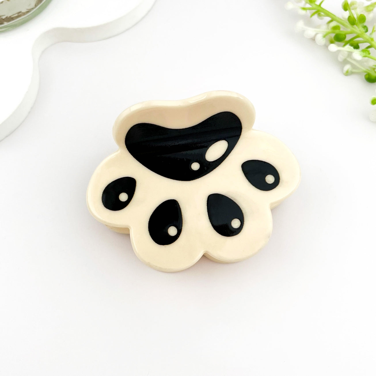 TOE BEANS HAIR CLAW CLIP