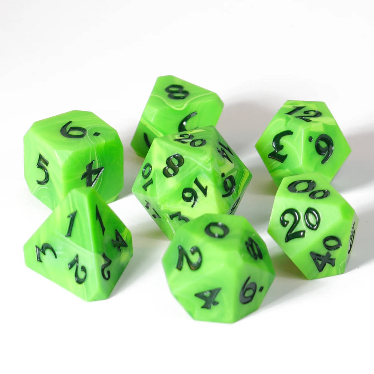 GIGGLY GRASS 7pc RPG DICE SET