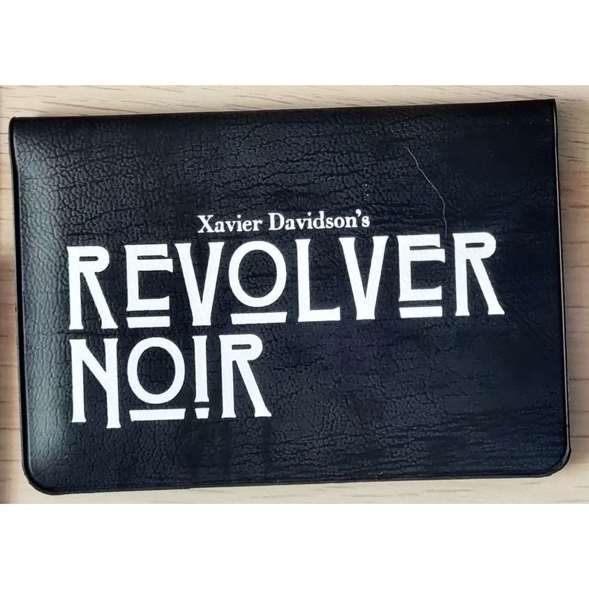 REVOLVER NOIR
