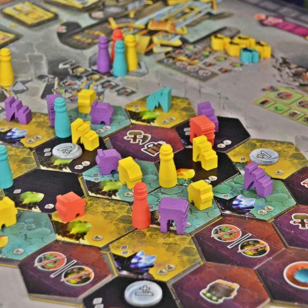 COVENANT – Games and Stuff