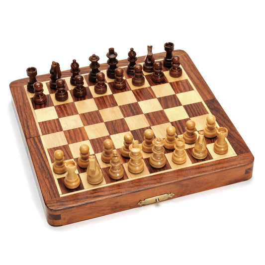 7"  WOODEN MAGNETIC CHESS SET