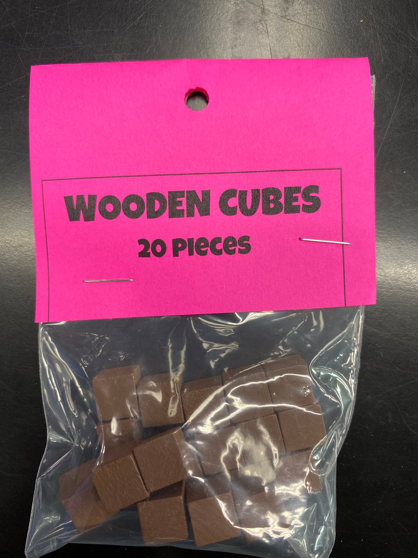 G&S BROWN WOODEN CUBE PACK (20)