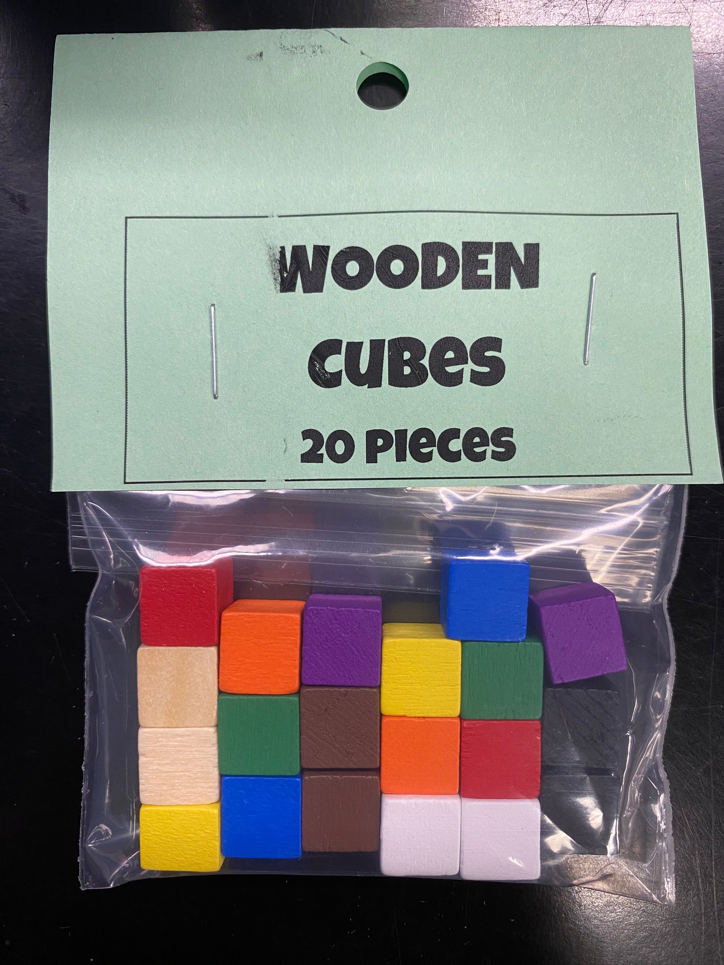 GAMES & STUFF ASSORTED WOODEN CUBE PACK (20)
